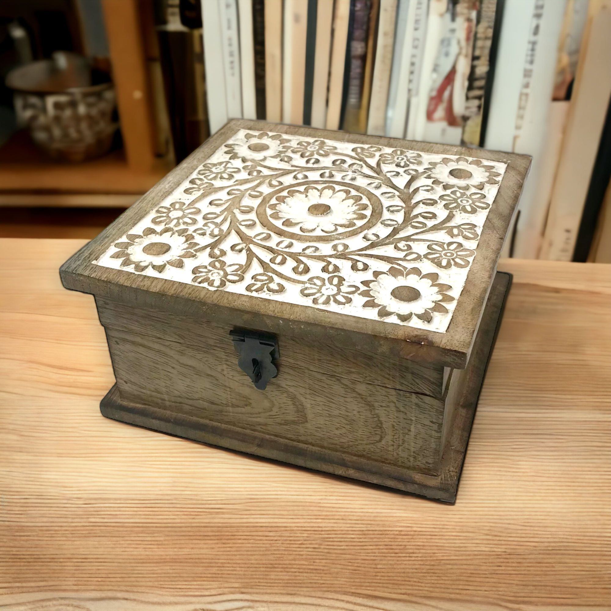 Wilco Home – Großhandel Dekoschachteln – Herbst geschnitzte Holz "Blumengarten" Scharnierbox5