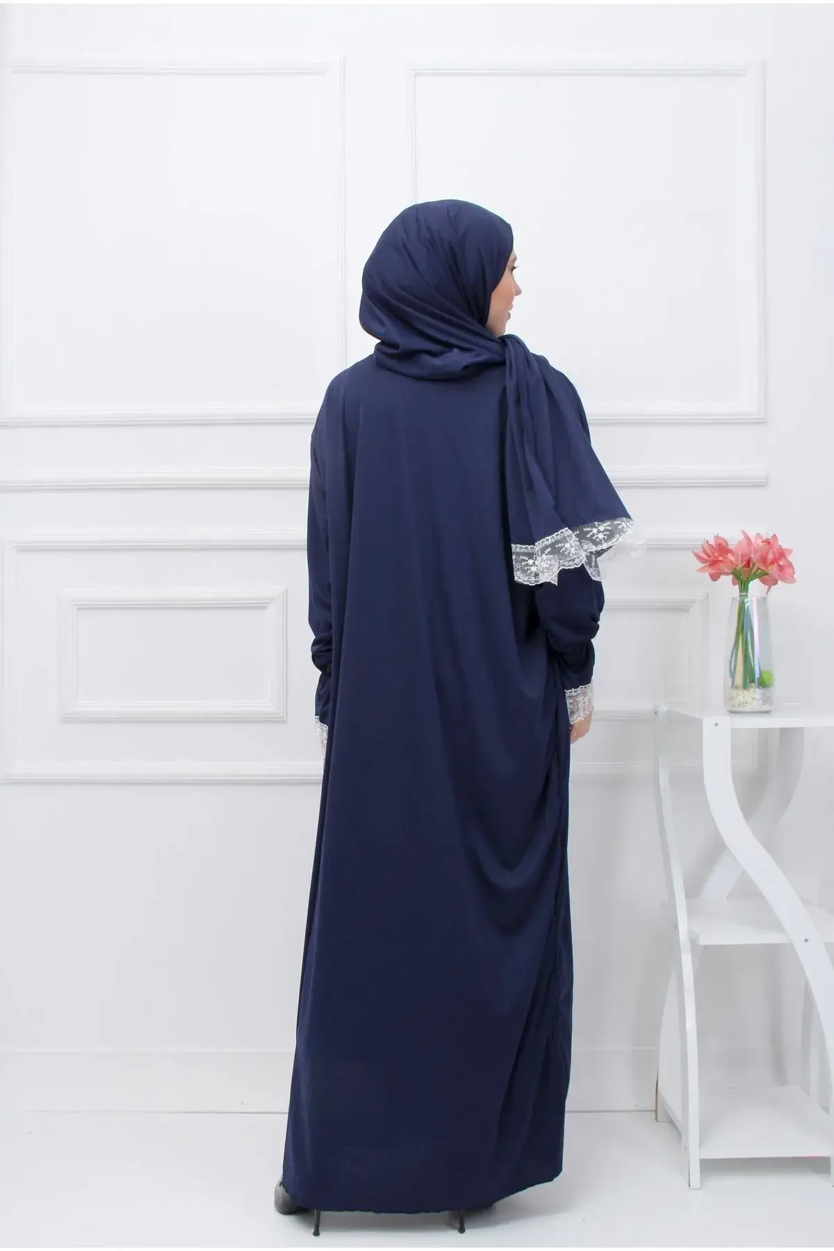 Meyran - Vente Hijabs – femme - Robe abaya saisonnière avec foulard intégré - options de couleur4