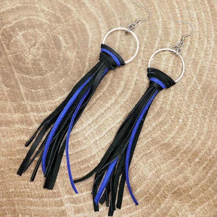 Pendientes de borla de línea azul fina, pendientes de borla de gamuza TBL para venta al por mayor de Home Run Accessories