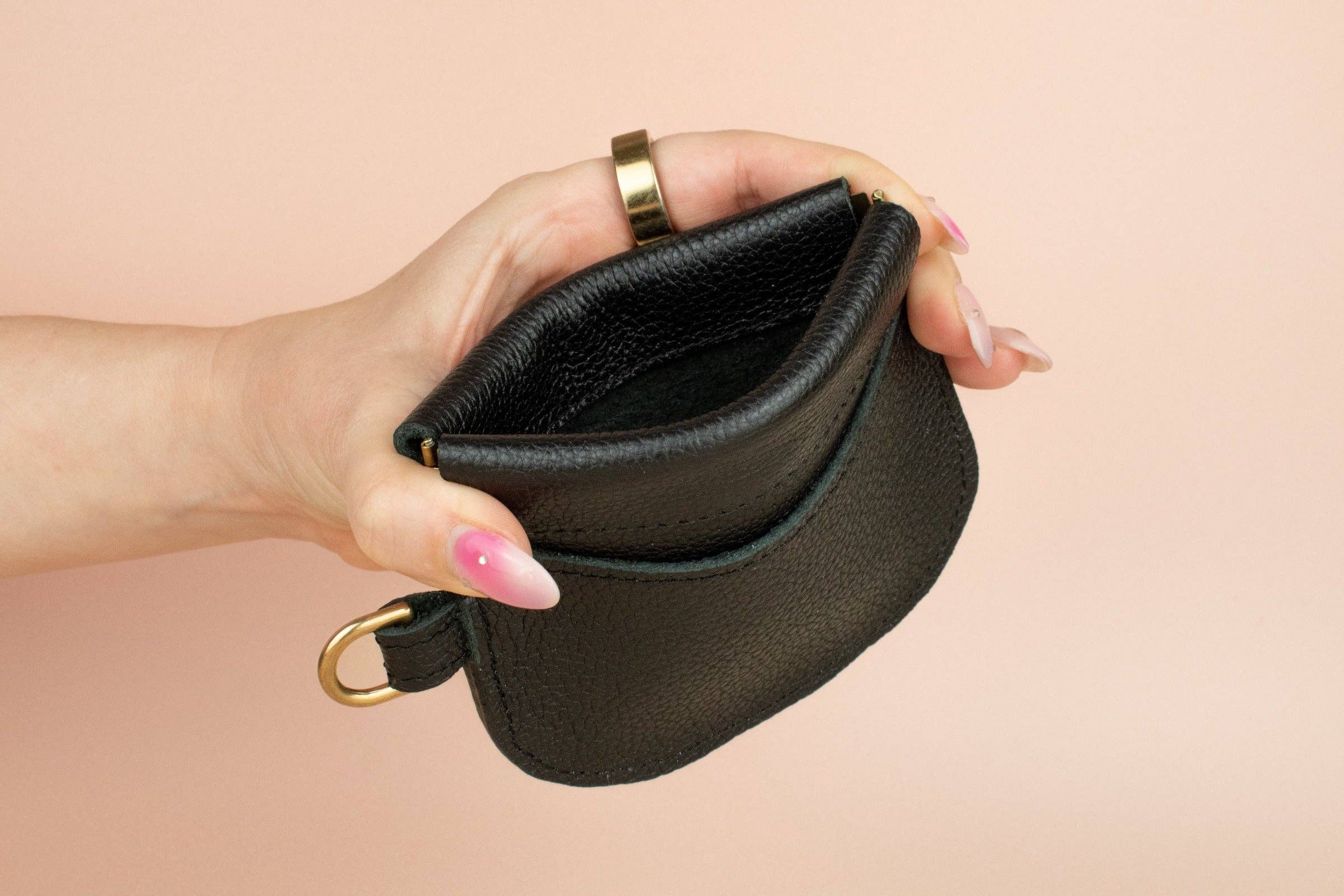 Cold Gold - Wholesale Card Holder - Women's - Chic Leather Card Wallet, Minimalist Cardholder in Black2