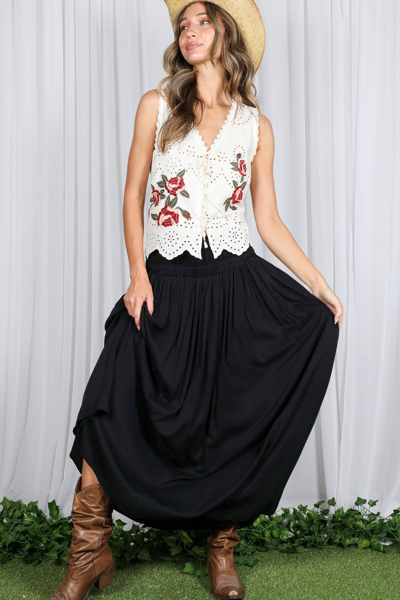 Vine & Love - Wholesale Skirt - Women's - Casual Maxi Flowy Bohemian Renaissance Long Skirt VS8294025