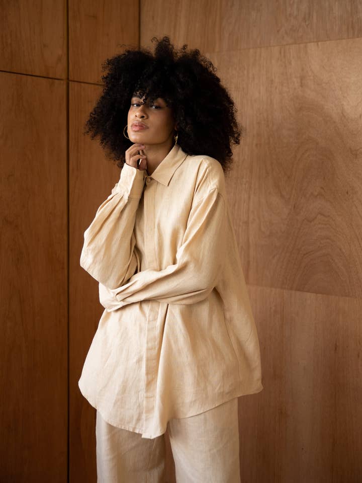 La surchemise Pantai pour la vente par balm wears