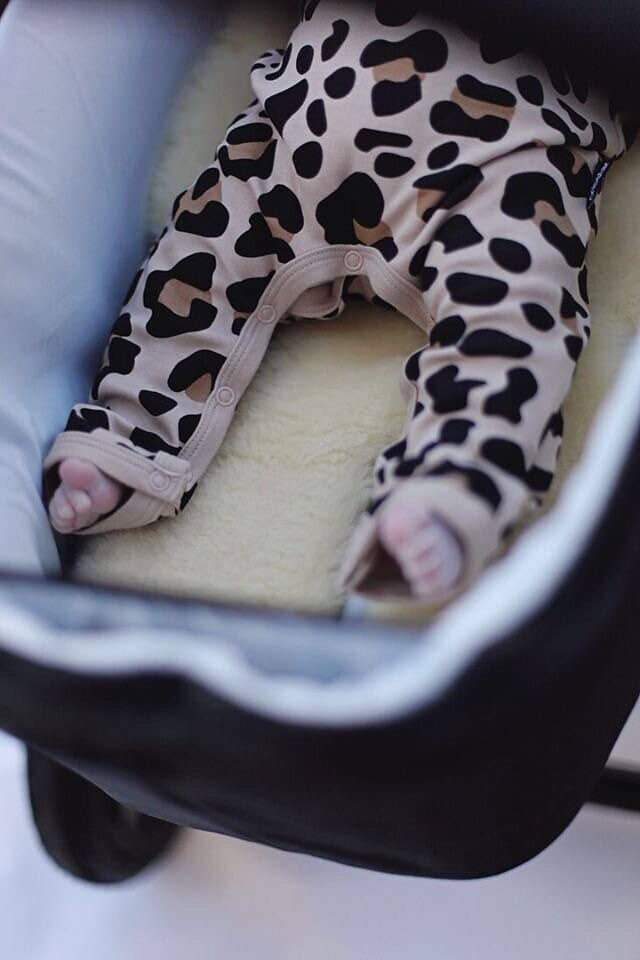 Sheepers – wholesale Pram cover/accessory – Merino Lambskin Baby Pram Liner4