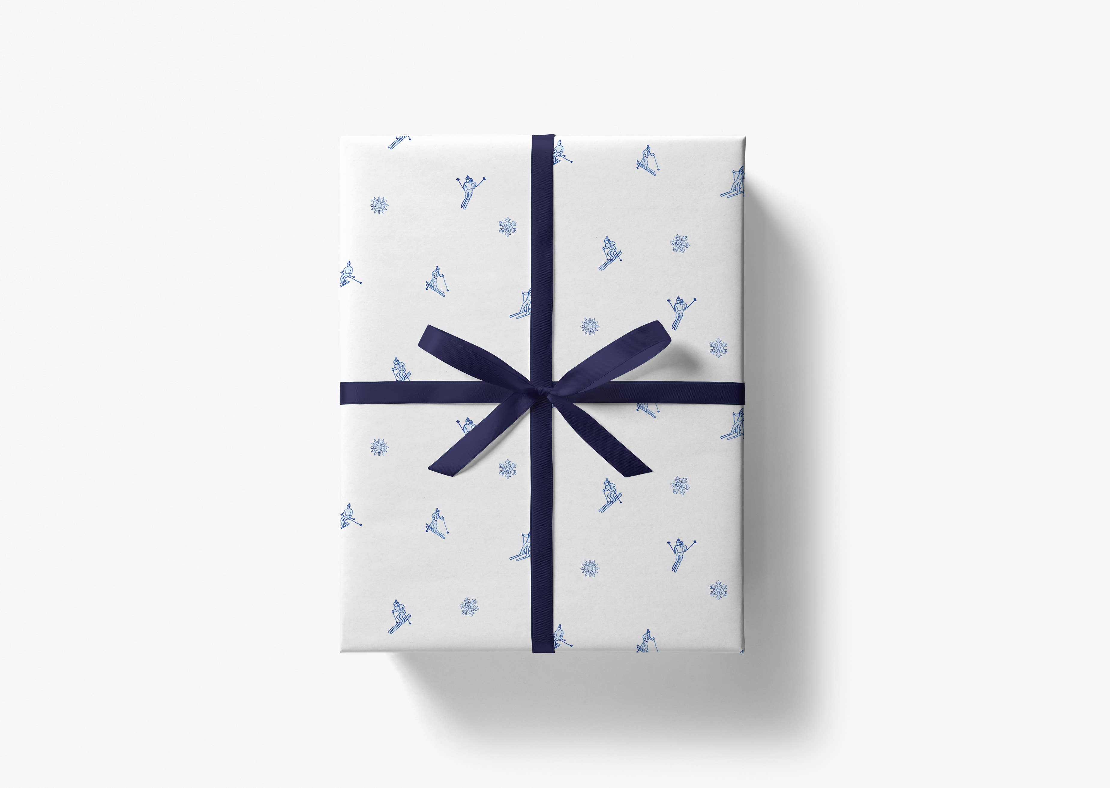 Liesel Anne Studios – Großhandel Geschenkpapier in Bögen – Après Ski Geschenkpapier, Weiß/Blau, Einzelblätter