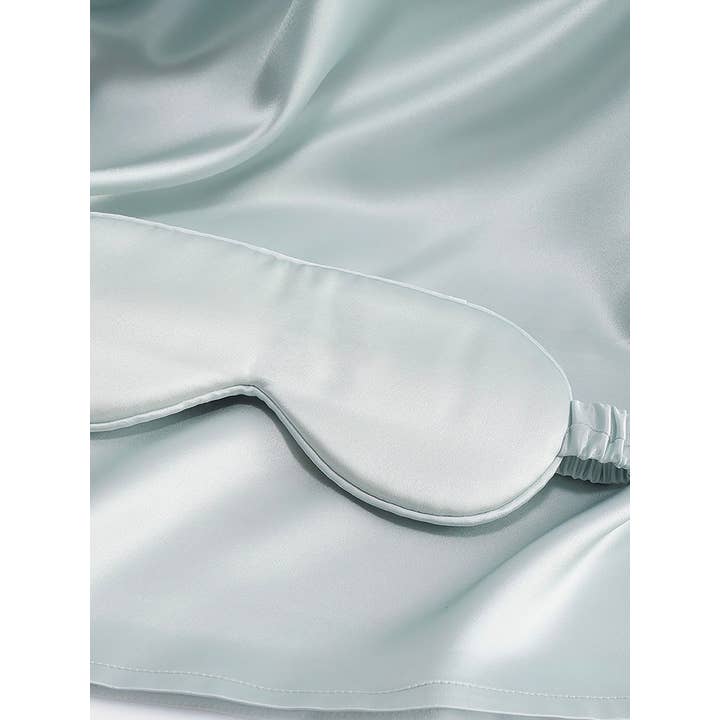 SaySilkâ„¢ 22 Momme 100% Mulberry Silk Sleep Mask - Rose Gold for wholesale on Faire