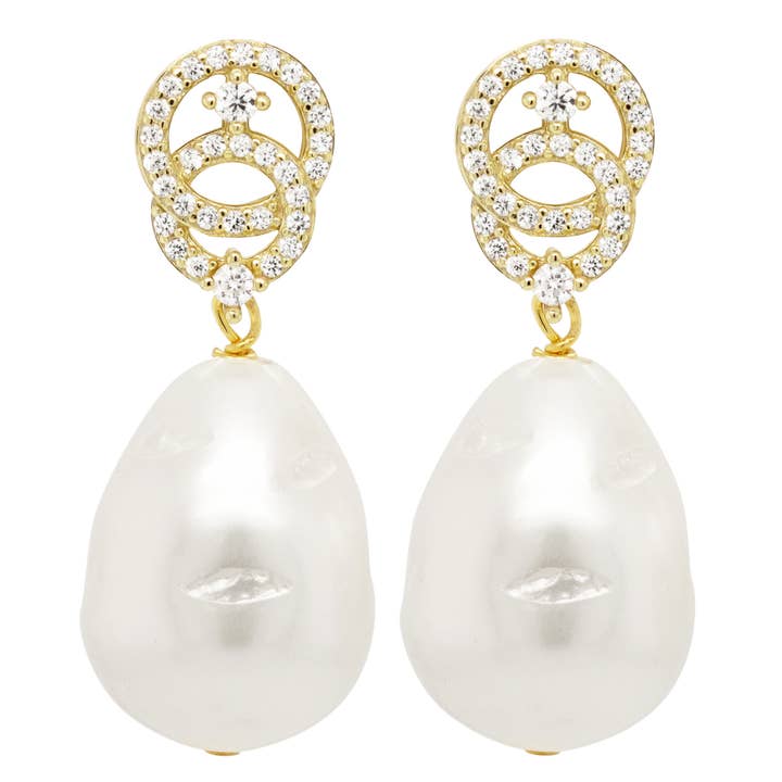 Brincos de pérola em concha barroca com poste CZ banhado a ouro por atacado de Dlux Jewels