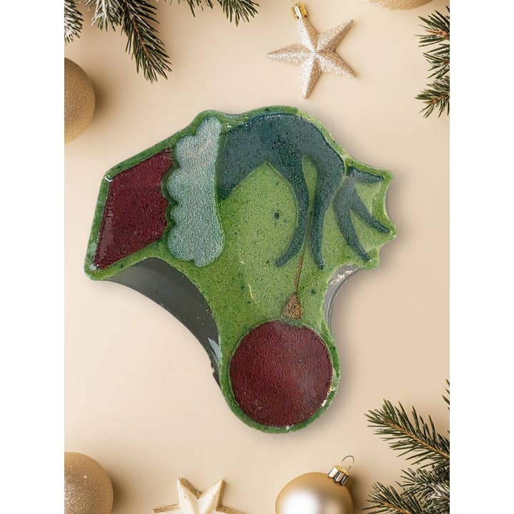 Grinch Hand W/ Ornament Bath Bomb for wholesale by Fizz Bizz