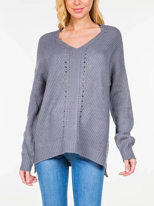 Chandail torsadé à col en V pour femmes pour la vente par JohnPaulRichard