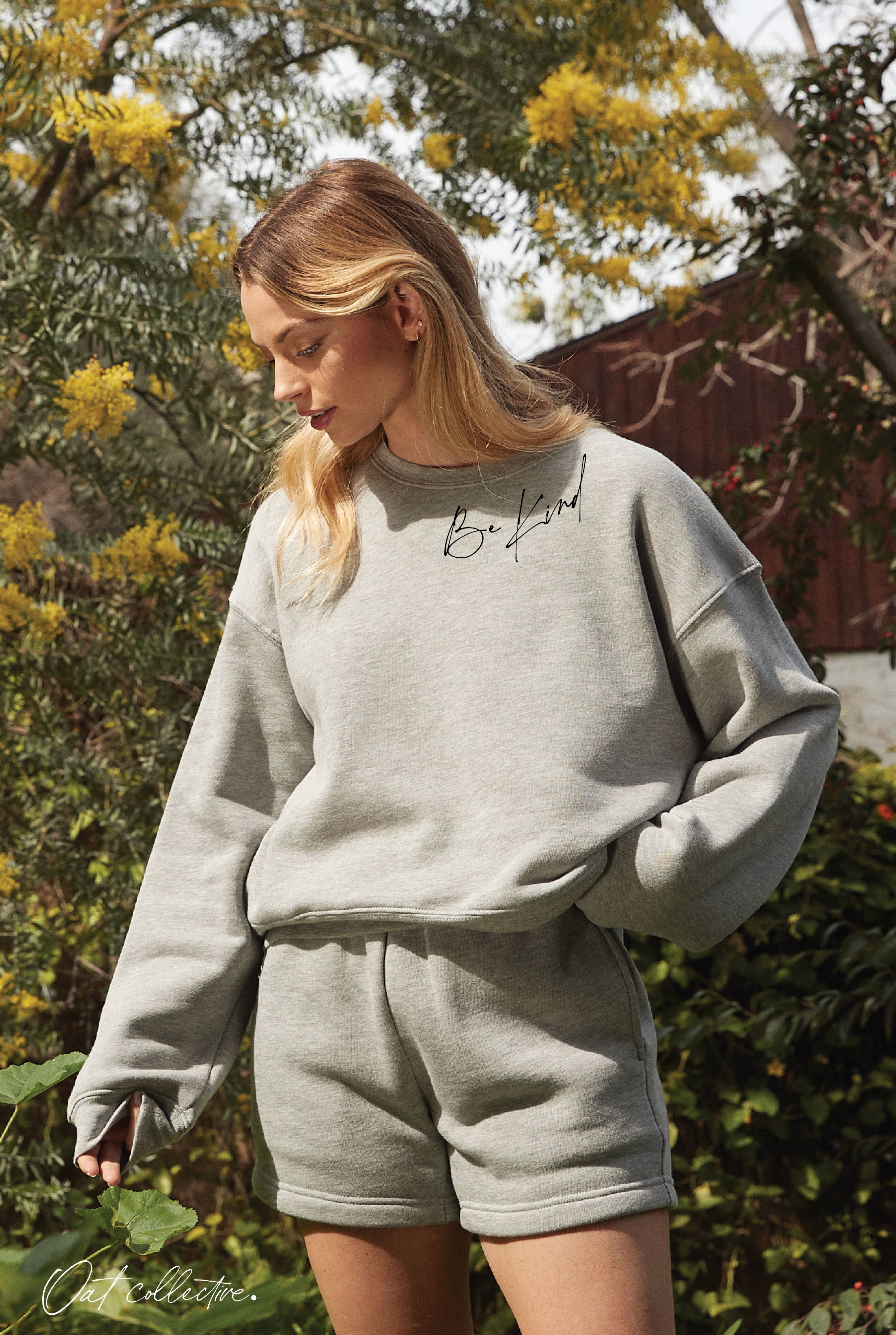 OAT COLLECTIVE - Wholesale Graphic Sweatshirt - Women's - BE KIND  Mid Graphic Sweatshirt14