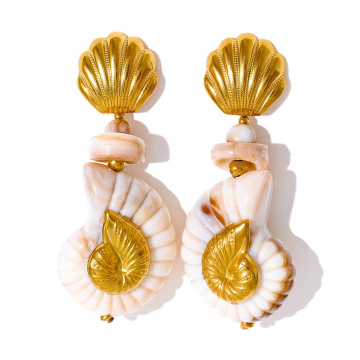 18k Edelstahl Muschel Conch Ohrringe (LSSG-ED27) für den Großhandel von Lyza Jewels