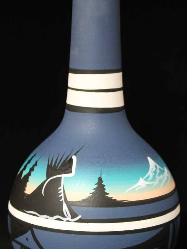 12081 Arc-en-ciel de Montagne Vase Cheminée 7 x 12 pour la vente par Cedar Mesa Pottery