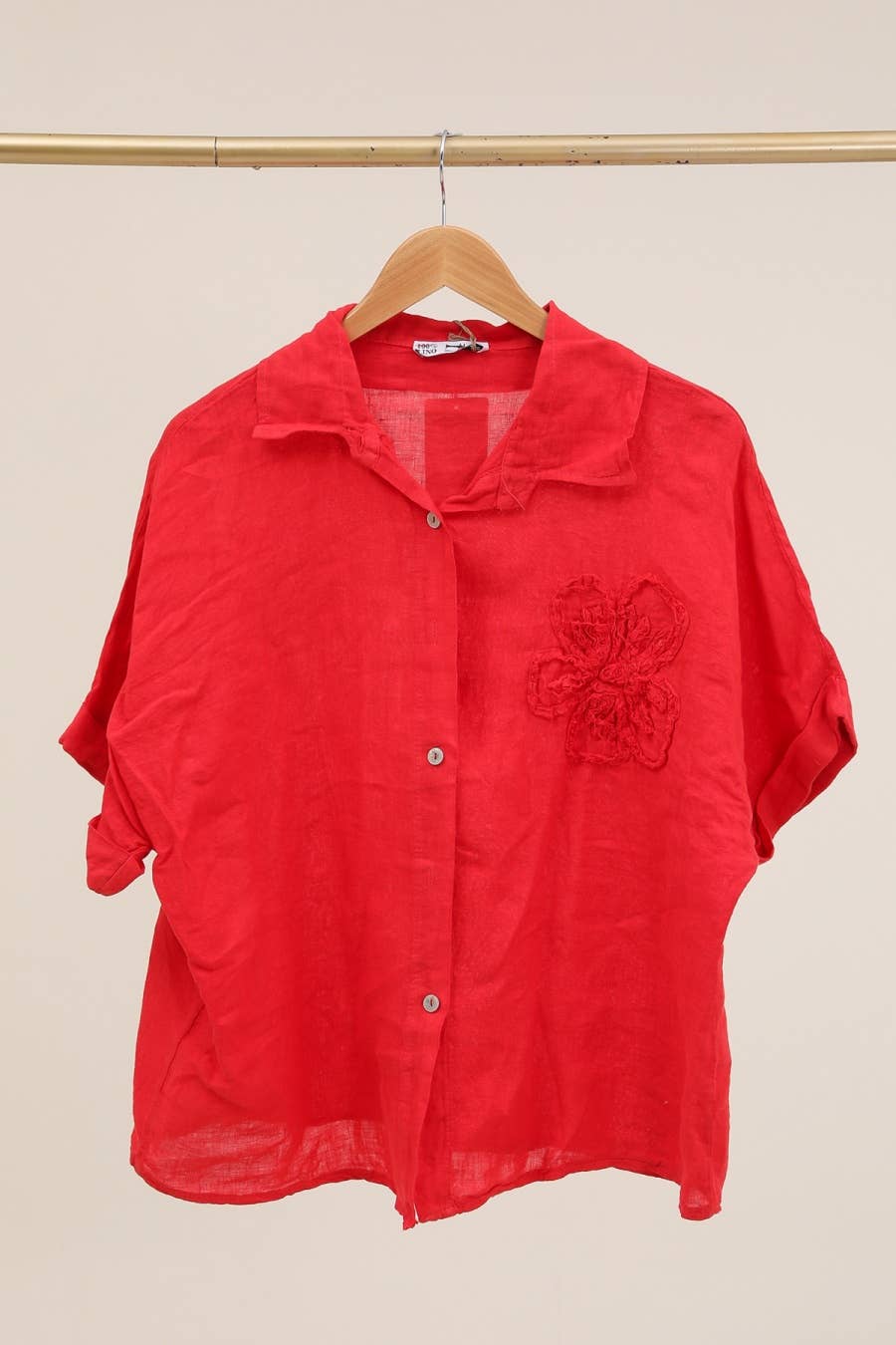 LÉA & LUC - Vente Chemise – femme - Chemise avec une fleur en 100% Lin REF. 203413