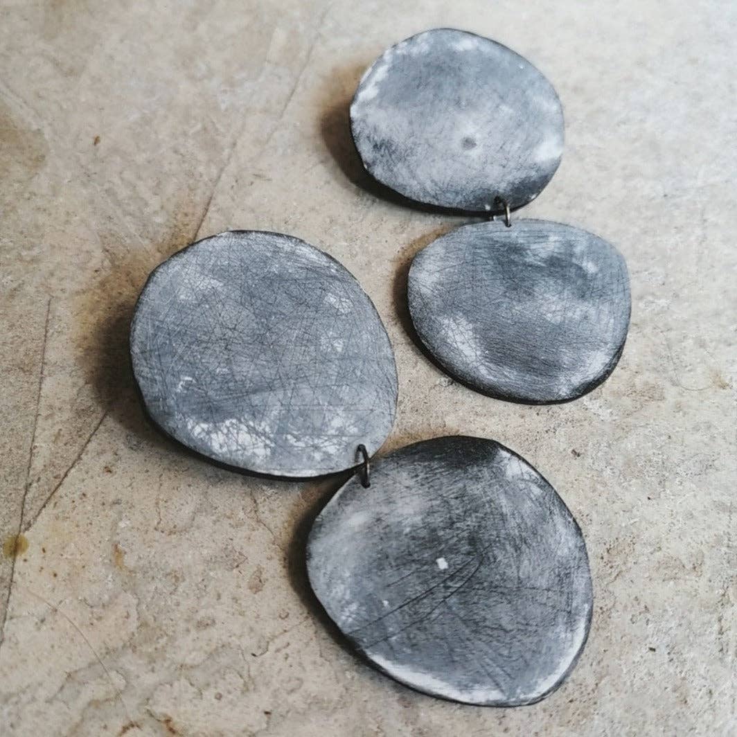 Atelier Serra - Wholesale Dangle Earrings - Cinza1