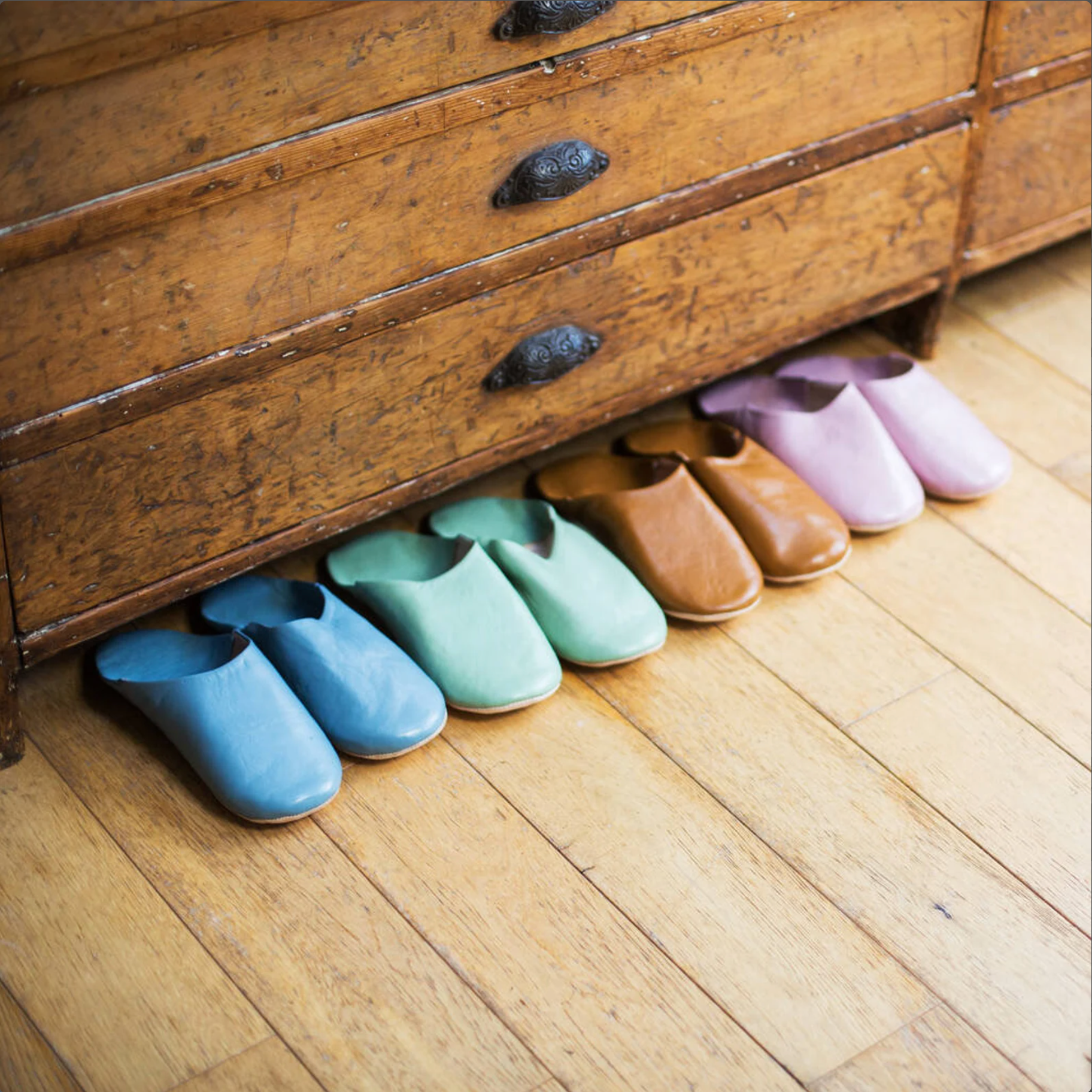 ProHandmadeDesign - Vente Chaussons – femme - Babouches artisanales marocaines en cuir unisexes3