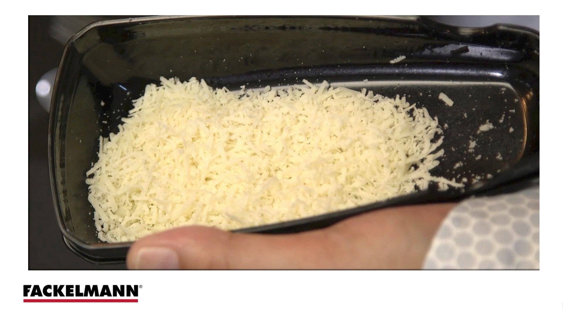 Fackelmann - Wholesale Grater - Fackelmann Handmade parmesan grater and storage box11
