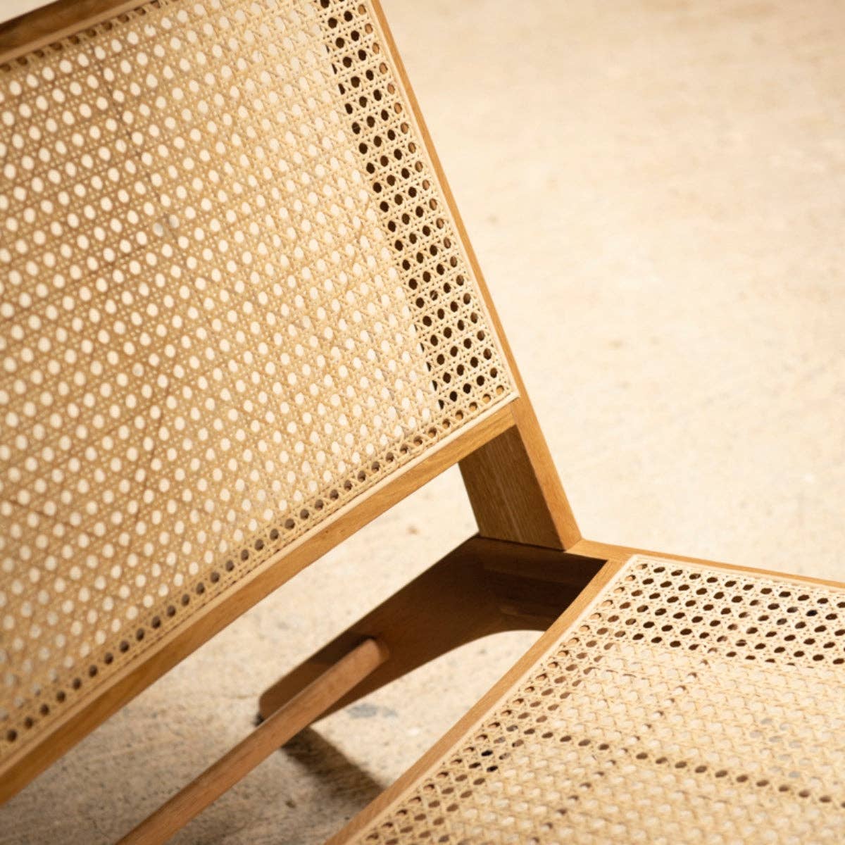 Andrea House - Wholesale Chair - Oak wood lounge chair1