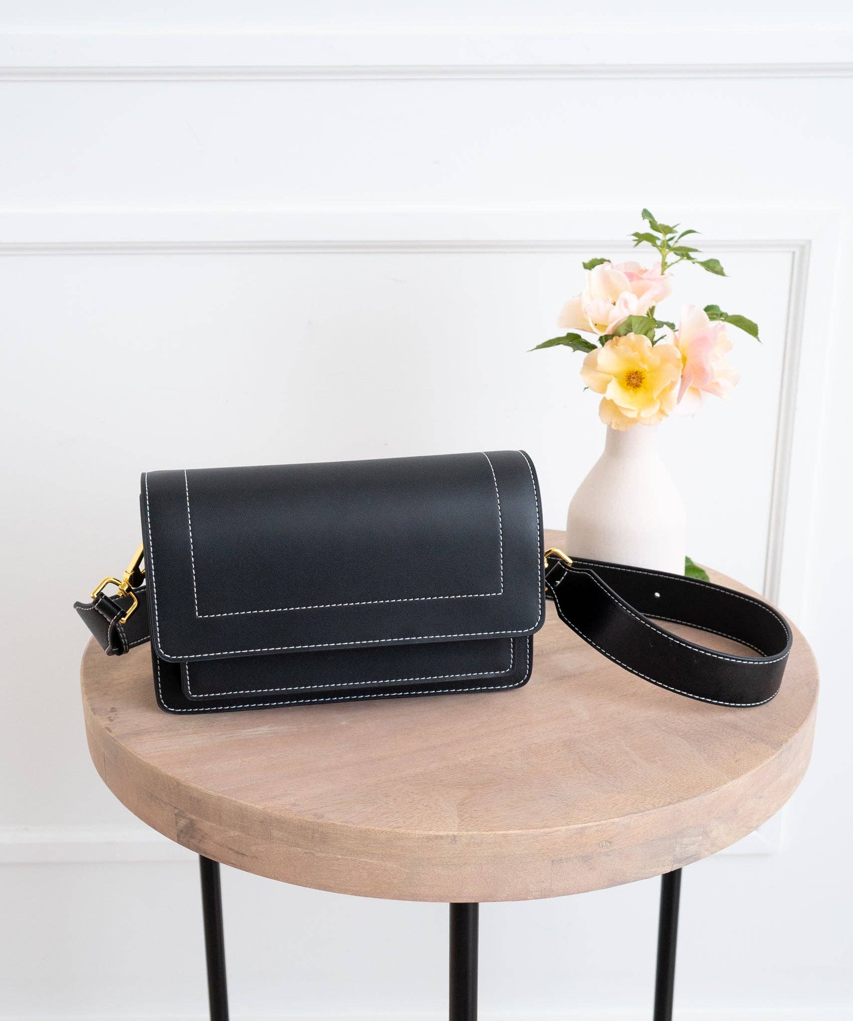 AALLYN – Großhandel Umhängetasche - Damen – Ingrid Umhängetasche - Leder21