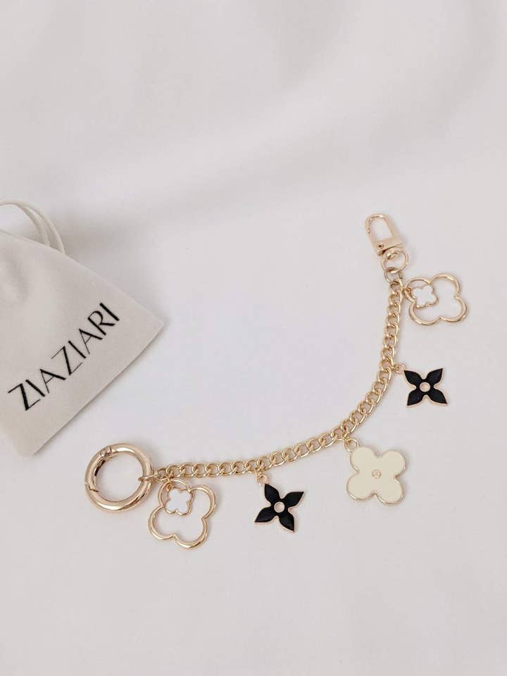 Bebe Fleur uberørt kæde charme for engroshandel hos Ziaziari