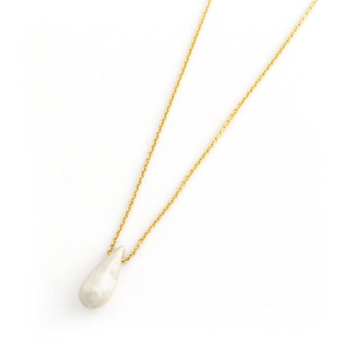 Regndroppe Halsband (stor Sterling Silver) för wholesale av Amy Wing Designs