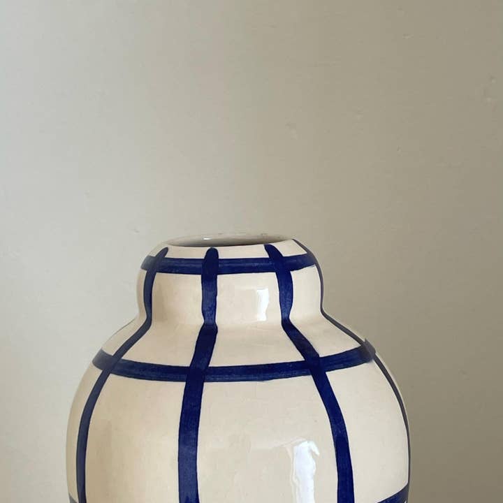 LeBazare - Wholesale Vase - Vase en Céramique à Motifs Graphiques – Design Moderne Peint à la Main4