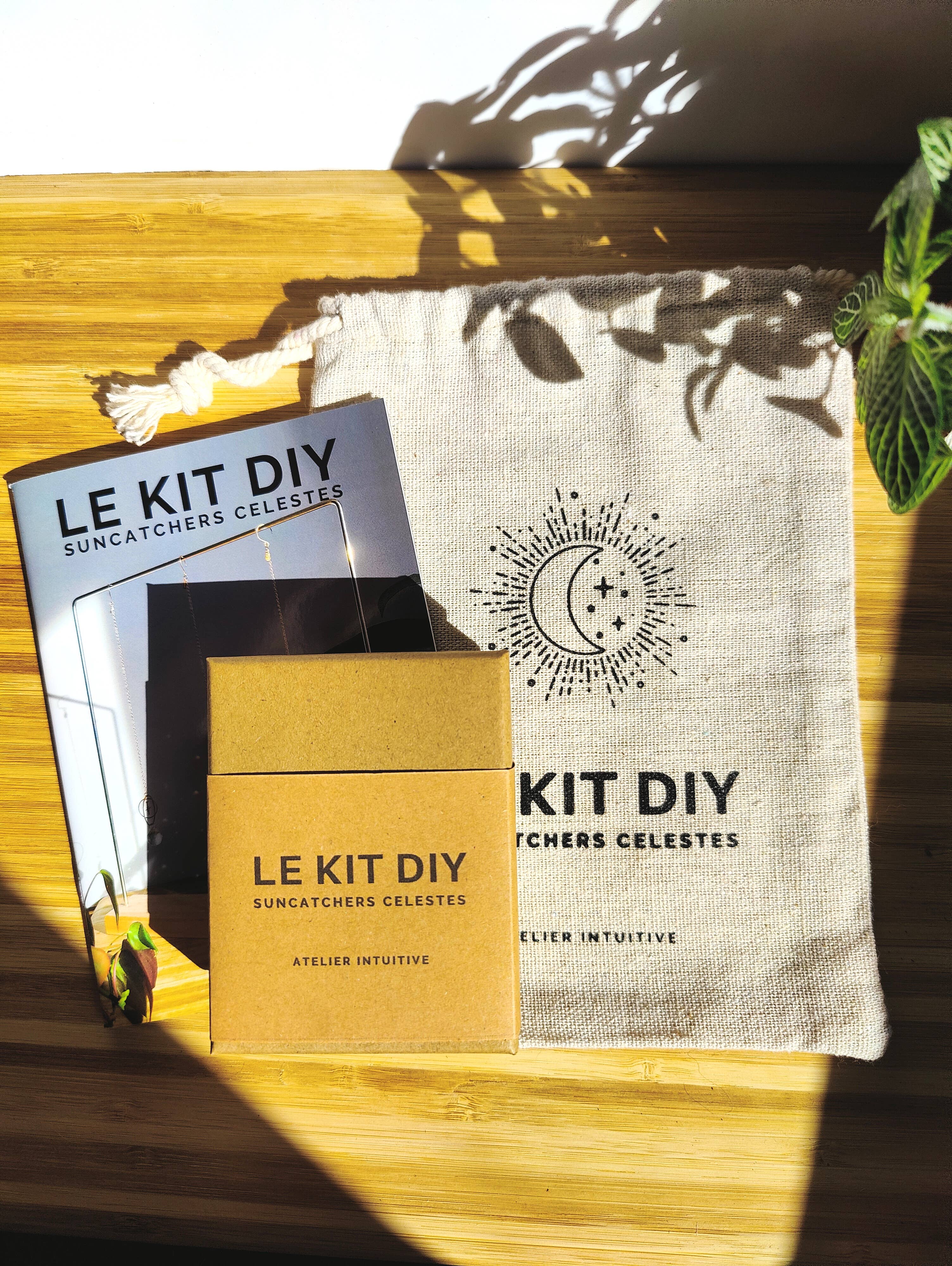 Atelier Intuitive - Wholesale DIY Craft Kit - DIY KIT ✧ Celestial Suncatchers, Booklet FR & EN2
