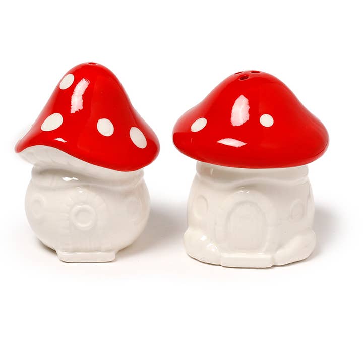 Puckator Ltd – wholesale Salt & pepper shaker set – Fairy Toadstool House Ceramic Salt and Pepper Set1