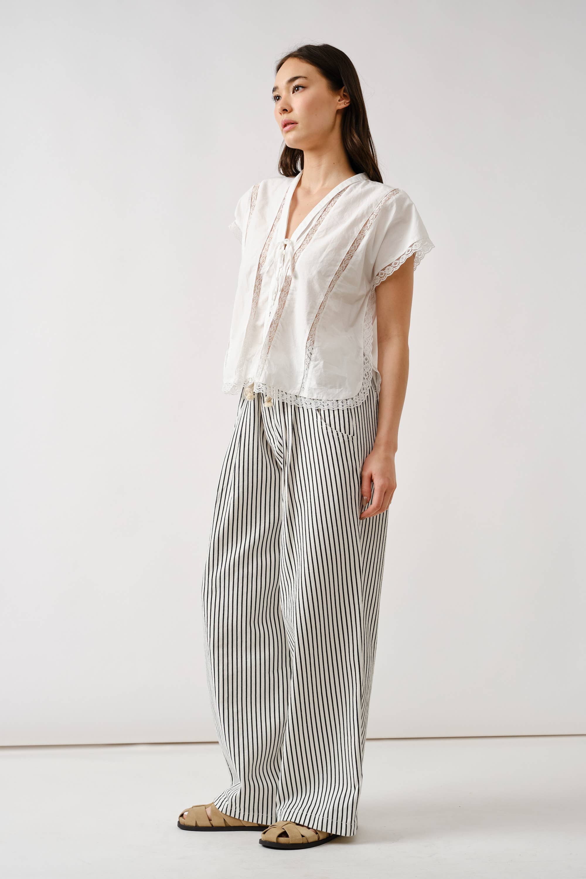 Aaron & Amber - Wholesale Pants - Women's - MAP3311 STRIPE WIDE LEG PANTS WITH ROPE BELT23
