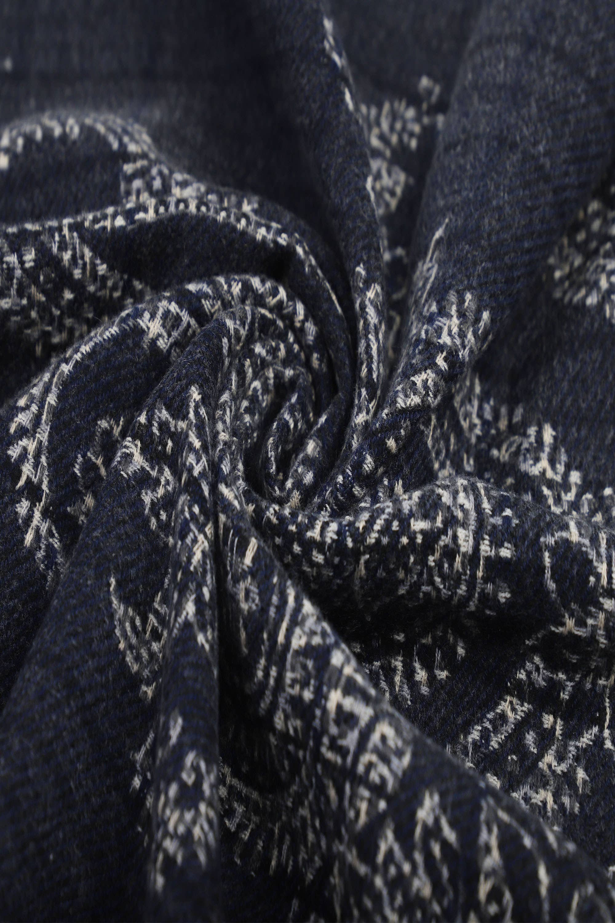 PHANIE MODE - Vendita all'ingrosso Sciarpa - Donna - E-09356 Sciarpa stampata bandana – Motivi cachemire6