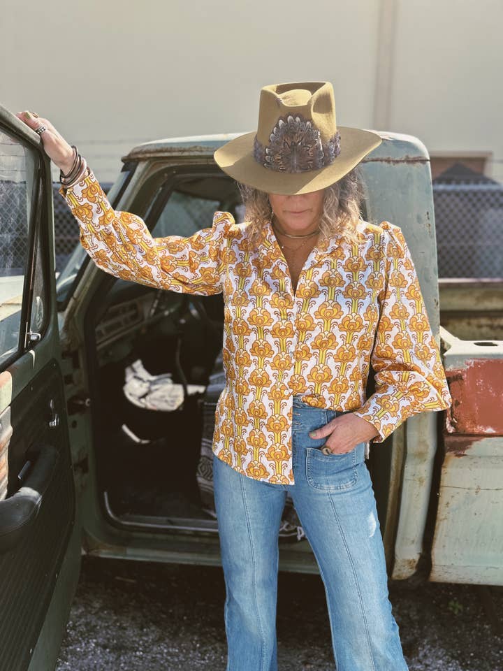 Lil Bee's Bohemian Brand - Wholesale Button Down Shirt - Women's - PRE PACK Streets of Gold Golden Yellow Tulip Flower Pouf Sleeve Button Up Blouse (1S-2M-2L-1XL)