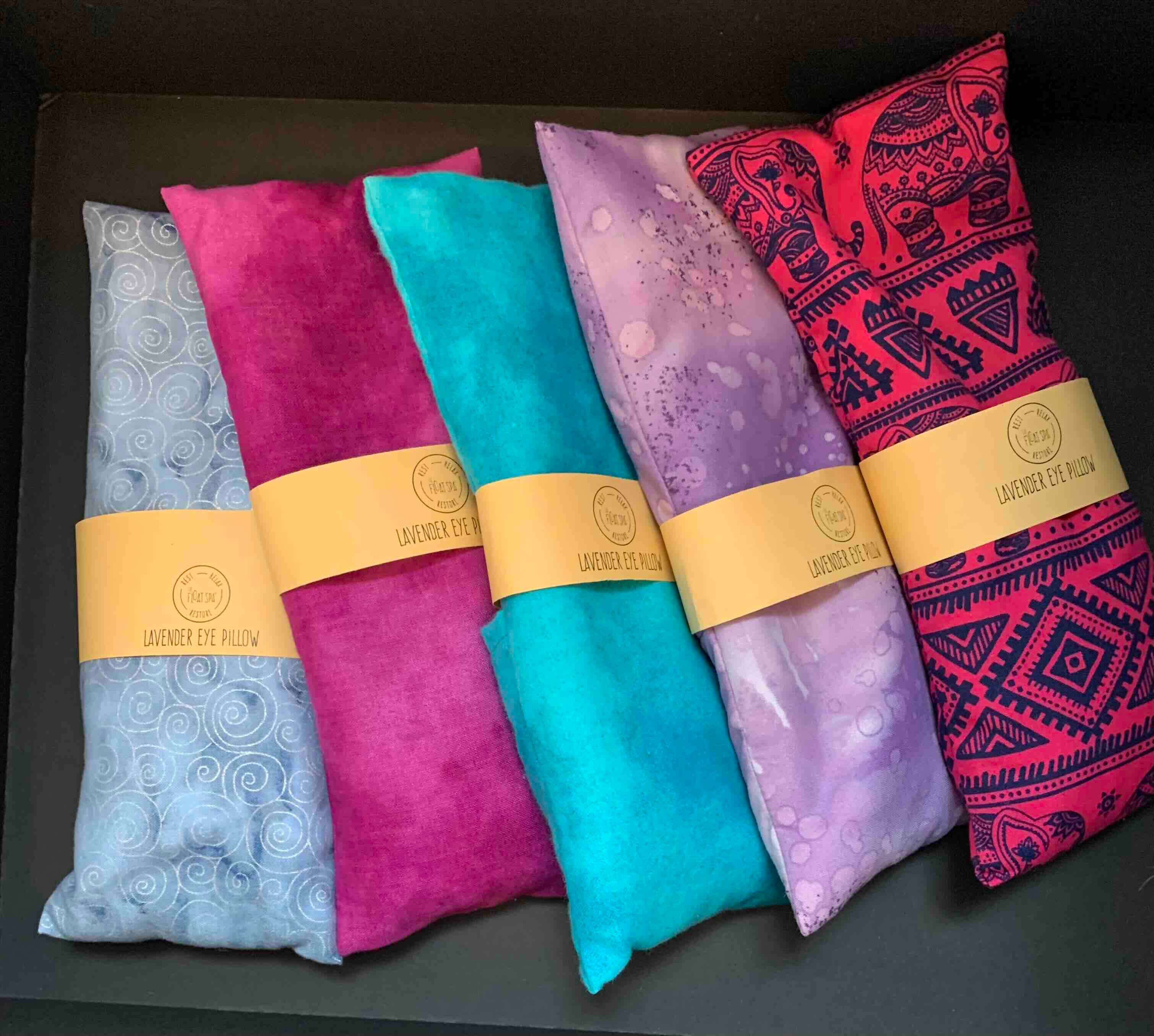 The Float Spa – wholesale Spa/therapy pillow – Weighted Eye Pillow1