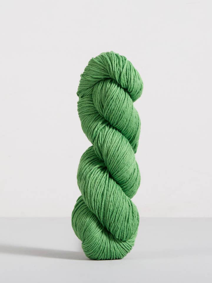 Core Worsted | 4119 for wholesale by Urth Yarns