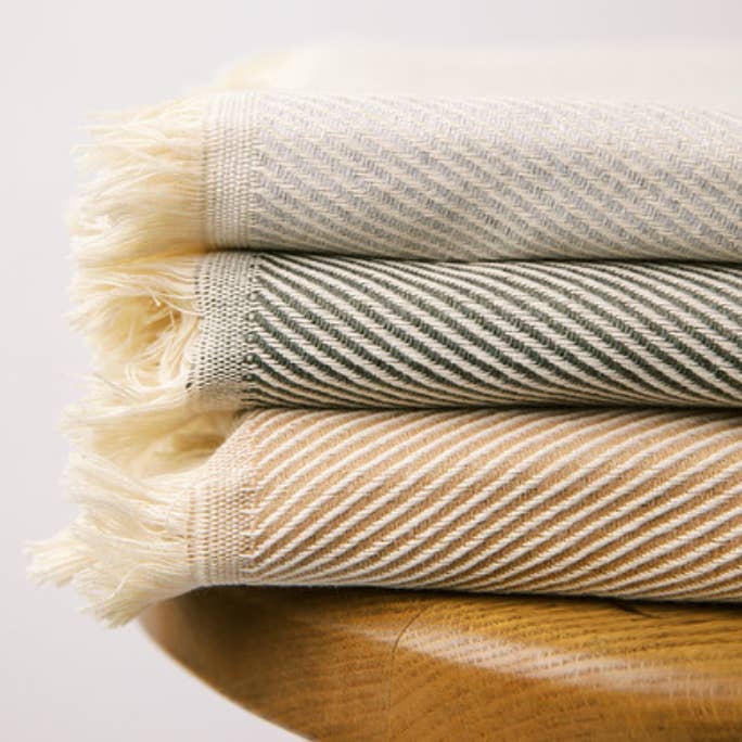 The Adorn Co. - Wholesale Beach Towel - Go Your Own Way Towels