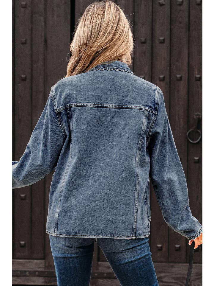PRETTY BASH - Vente Veste en jean – femme - Veste en denim solide à col festonné avec poches plaquées et boutons.1