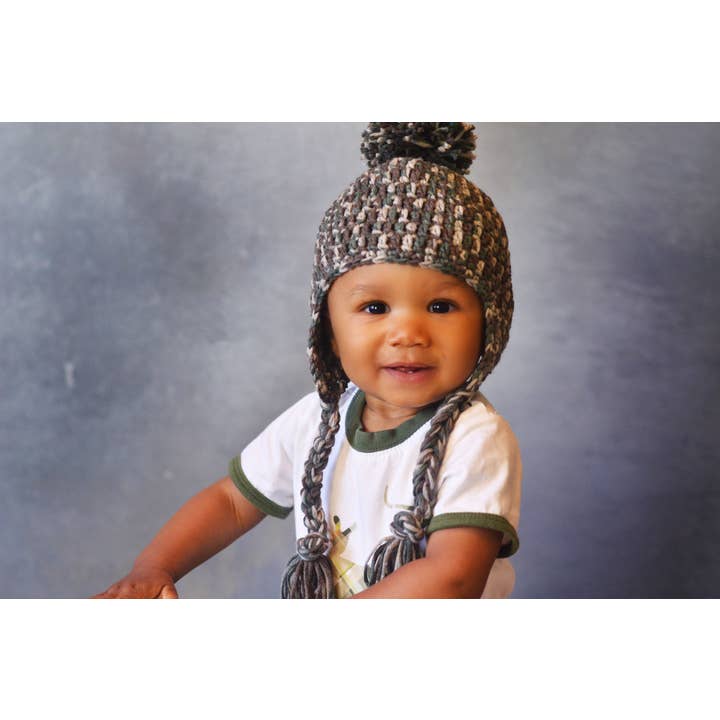 Chapéu de presente de herança artesanal de crochê de camuflagem w ou wo Flower por atacado de The Daisy Baby LLC