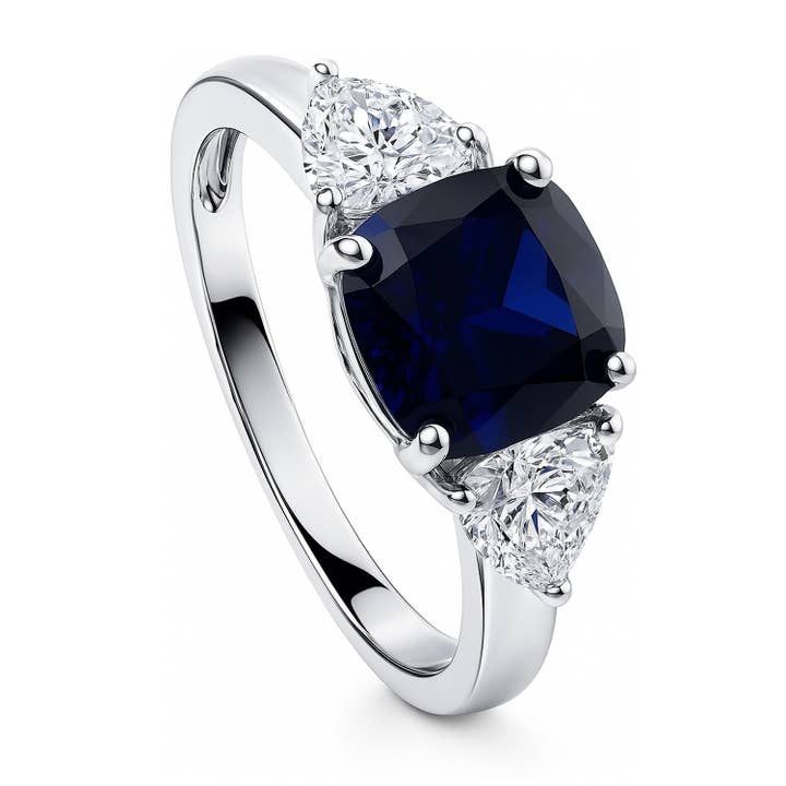 BERRICLE Verlobungsring aus Sterlingsilber mit 3 Steinen und kissenförmigem CZ. für den Großhandel von BERRICLE