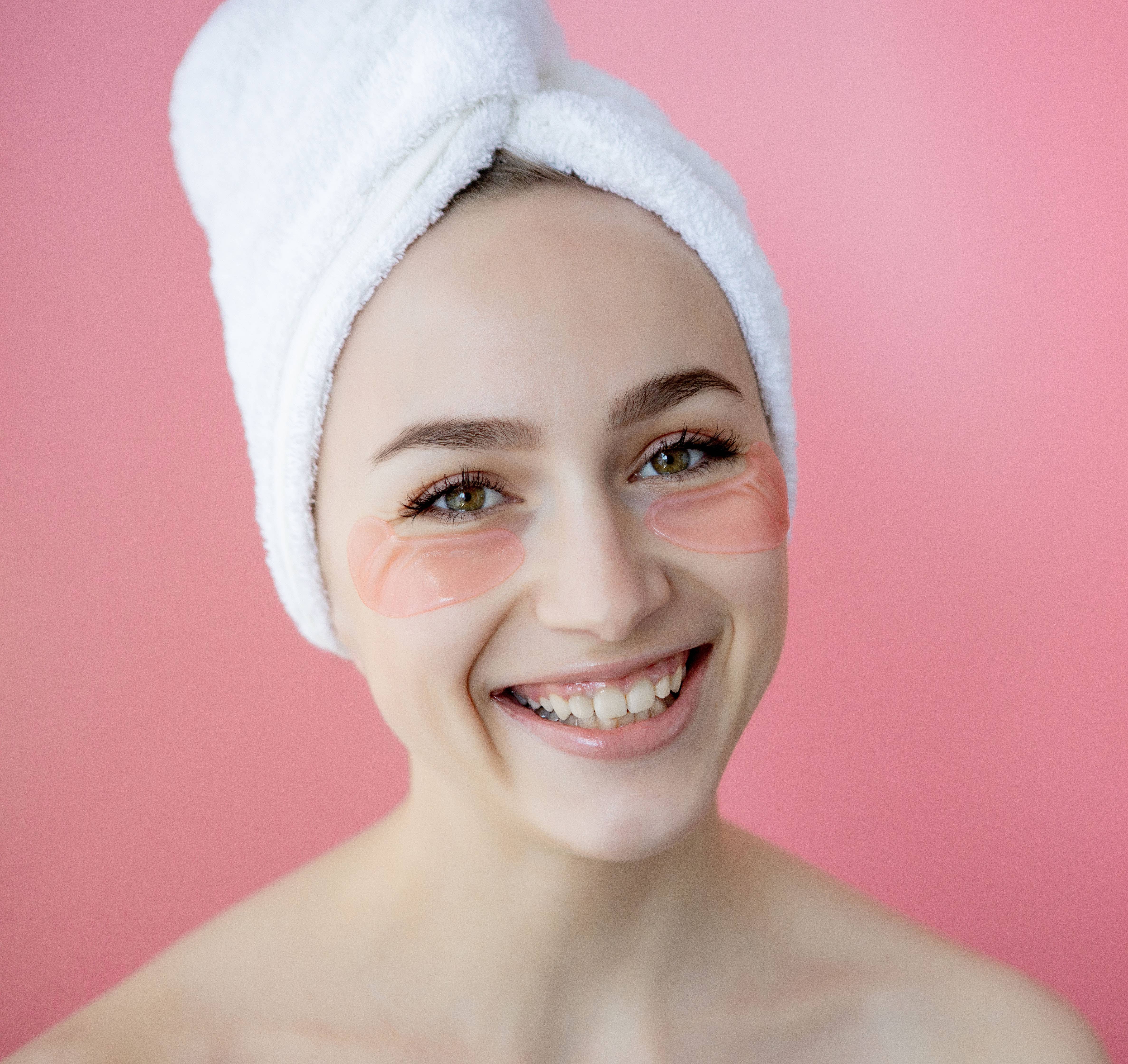 Moon & Ivy - Wholesale Eye Treatment Mask - Rose Quartz Crystal Luxury Eye Treatment1