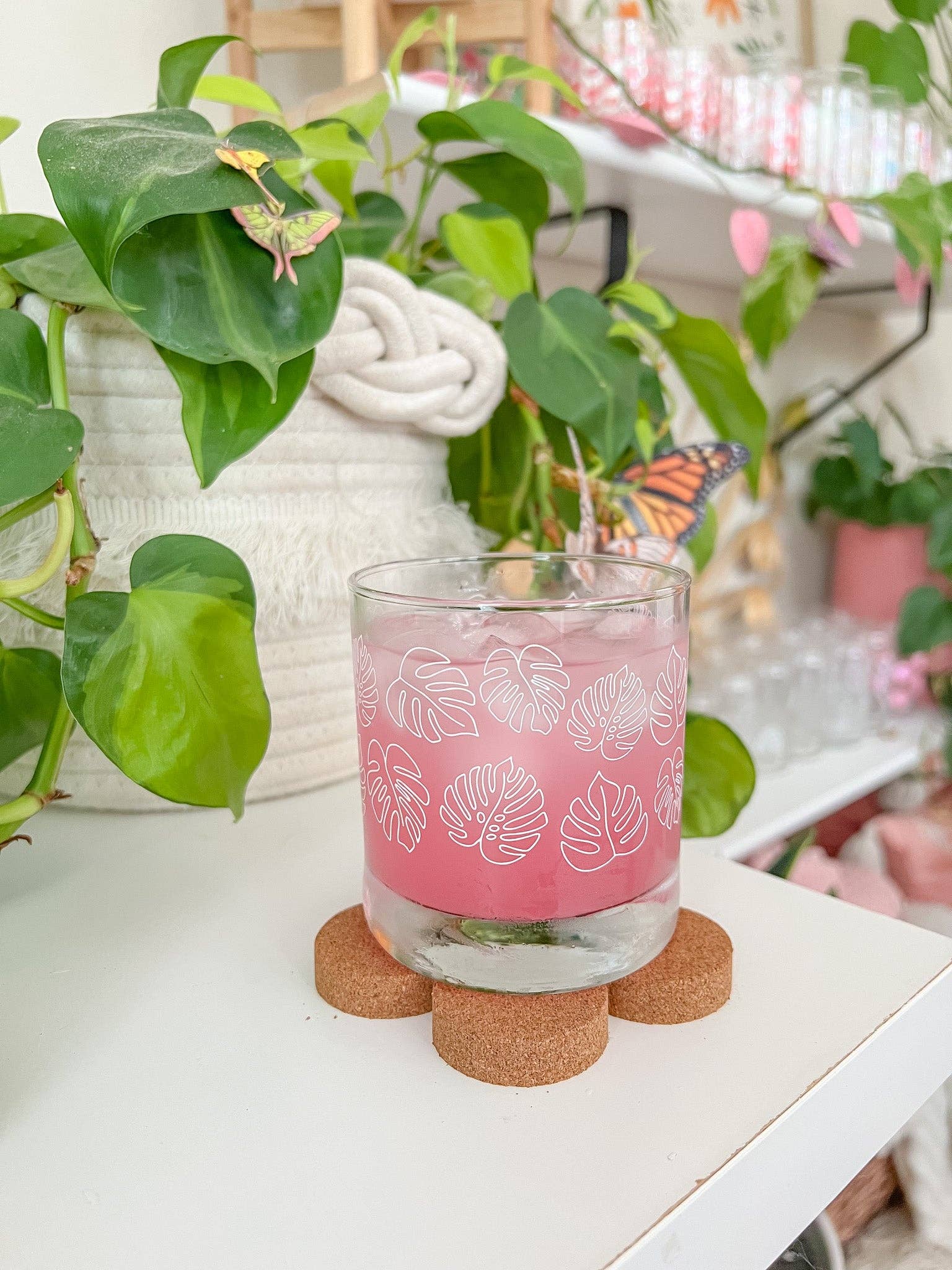 Hart and Flora Shop - Wholesale Cocktail/Liquor Glass - Monstera Cocktail Glass1