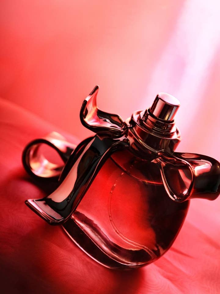 Crystal Rouge Fragrance Oil for wholesale by Forget Me Not oils Europe