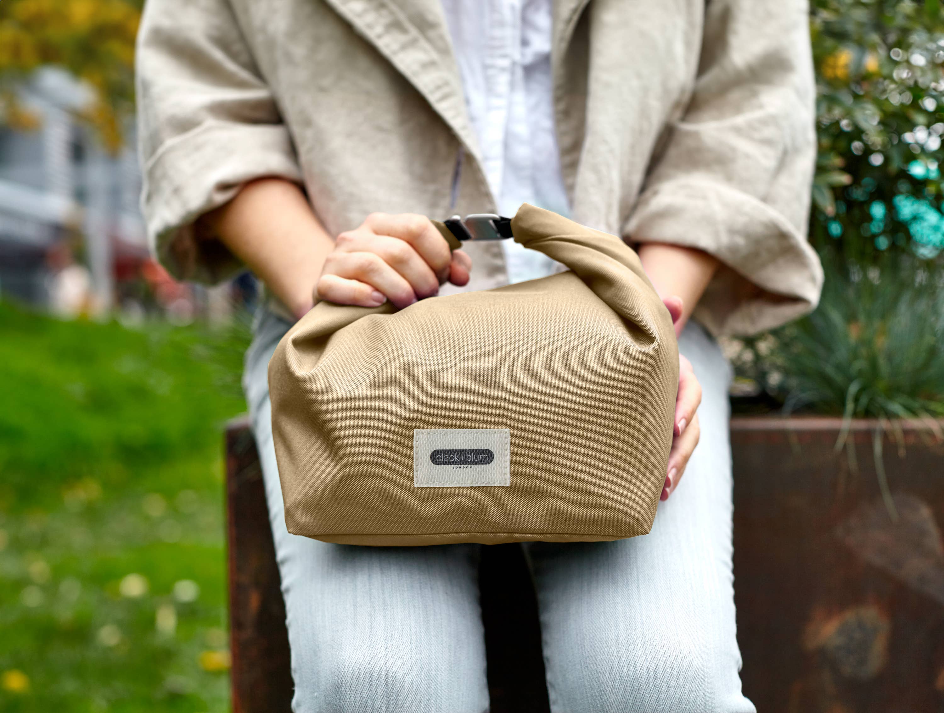 Black+Blum – wholesale Lunch bag/box – Lunch Bag - Recycled Insulated Lunch Bag 6.7L4