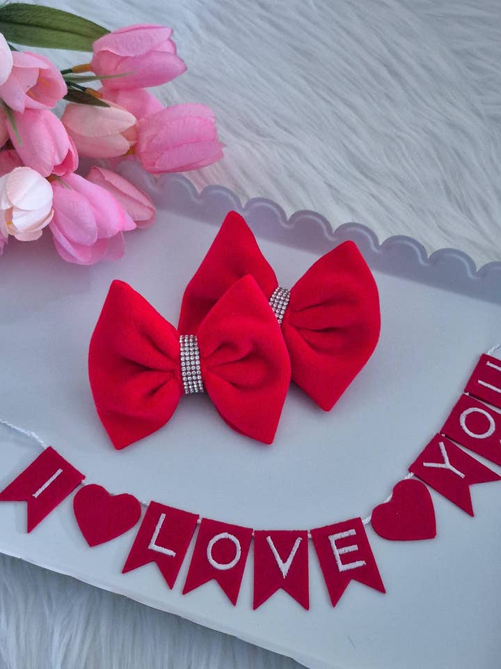 Velours pelucheux Bling Valentine Savannah Piggies-Valentine Rouge pour la vente par Dainty Delights Creations