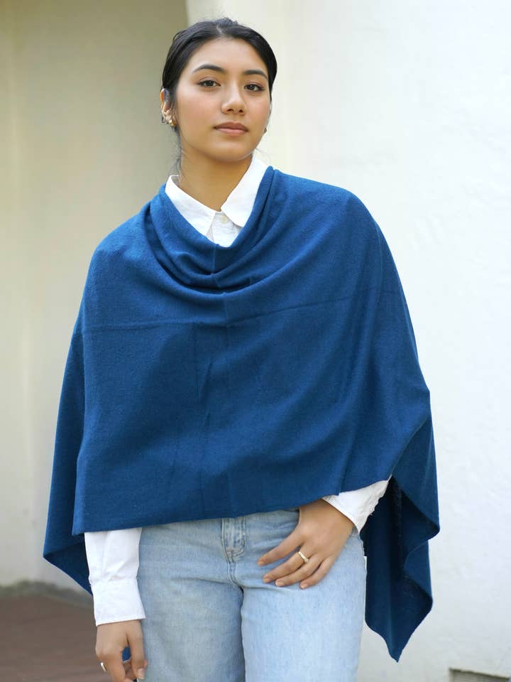 Cashmere Poncho Peacock for wholesale by Dolma