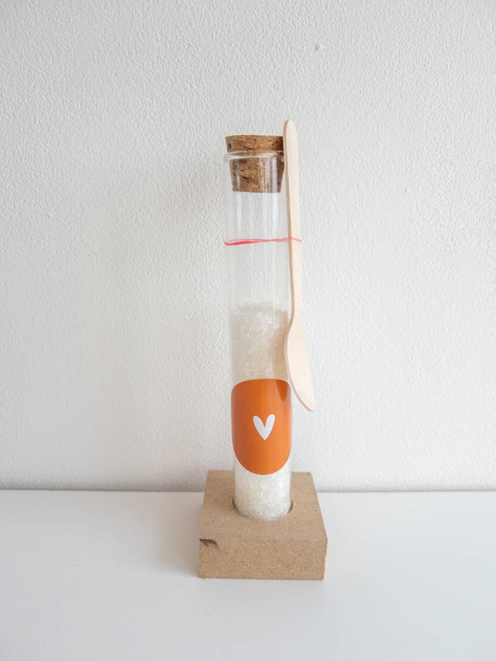 Geschenkröhrchenhalter 5x5 16x für den Großhandel von SEQ LIFESTYLE