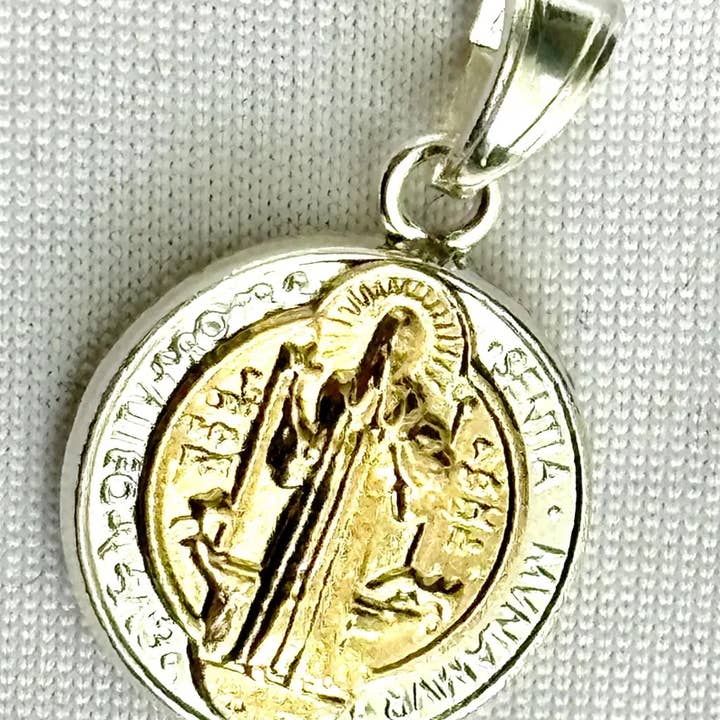Saint Benedict Medaljongen hänge silver 925 och guld 10k - 17 mm för wholesale av QURI