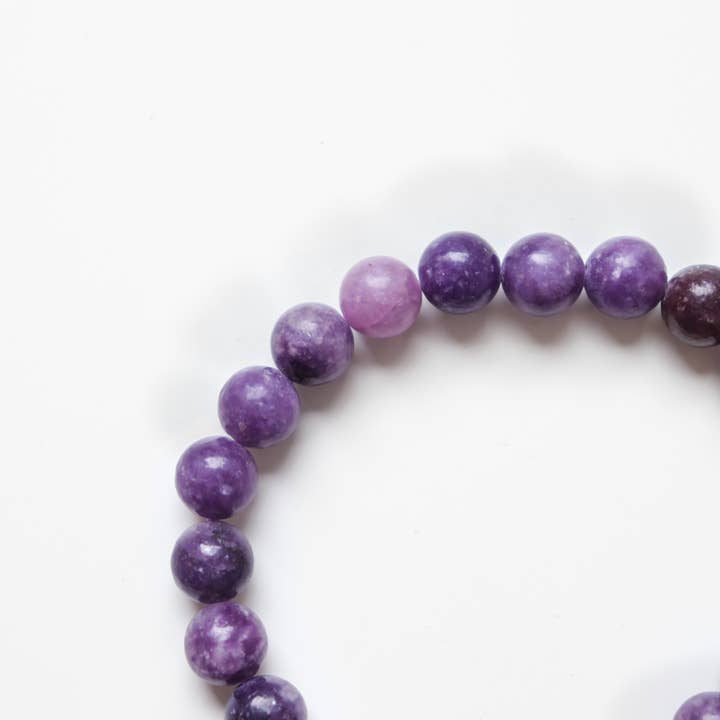 Natures Artifacts Inc – Engroshandel Perlearmbånd – Lepidolit Rund Perlearmbånd3