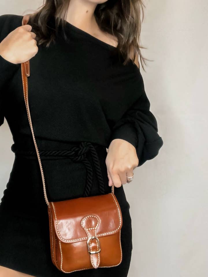 Lara Mini Square schoudertas voor wholesale door Charlie Leather