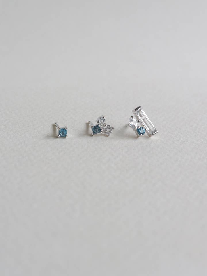 Keira Stapelset für Ohrstecker, London Blue Topas (Silber) für den Großhandel von CURIOUS CREATURES
