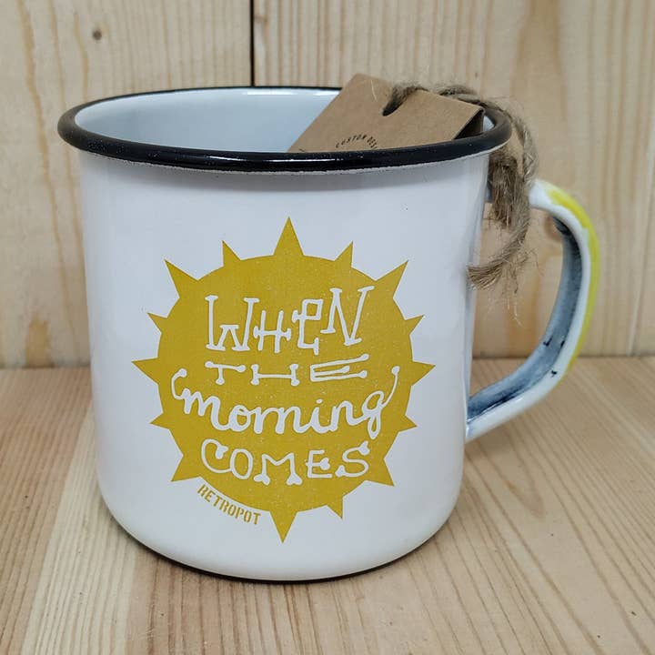 Mug RETROPOT en acier émaillé « When the Mornings » pour la vente par RETROPOT