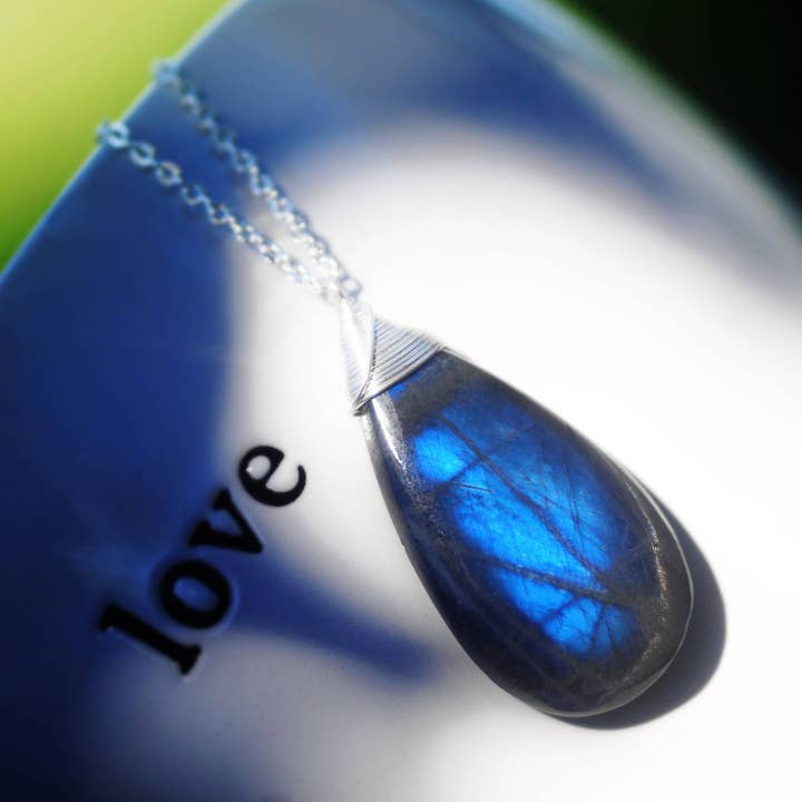 Gorgeous Ocean Blue Labradorite Necklace! Amazing Aaa Blue Flash Labradorite Gemstones. Wire Wrapped Jewelry Handmade In Hawaii With Love. for wholesale by Treehouse Jewelry Hawaii