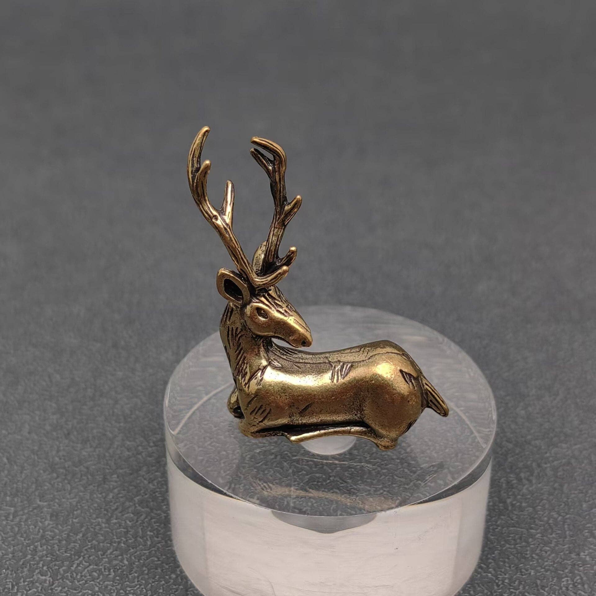 Mio Queena - Wholesale Decorative Figurine - Brass Elk Deer Desktop Ornaments Decoration