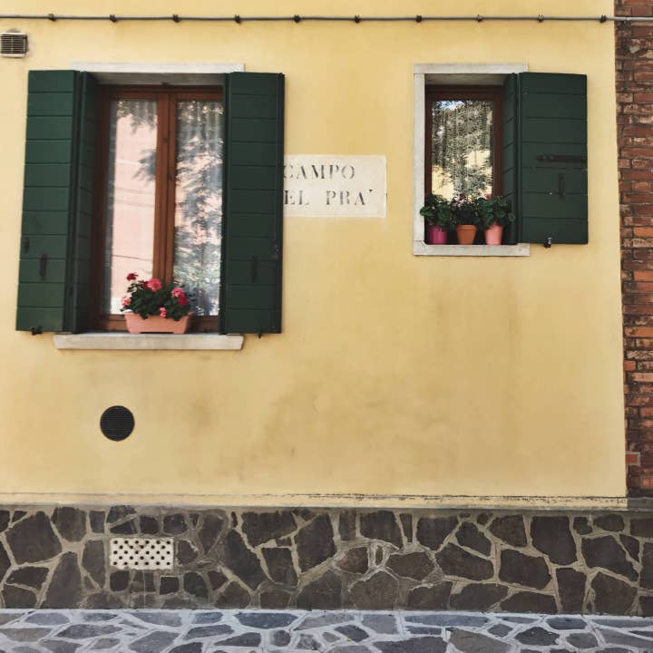 Ogni giorno Beauty//Italia per la vendita all'ingrosso da parte di Alison Holcomb Creative